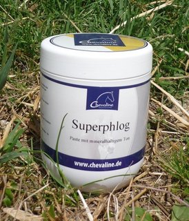 Superphlog mineralhaltige Tonerdepaste